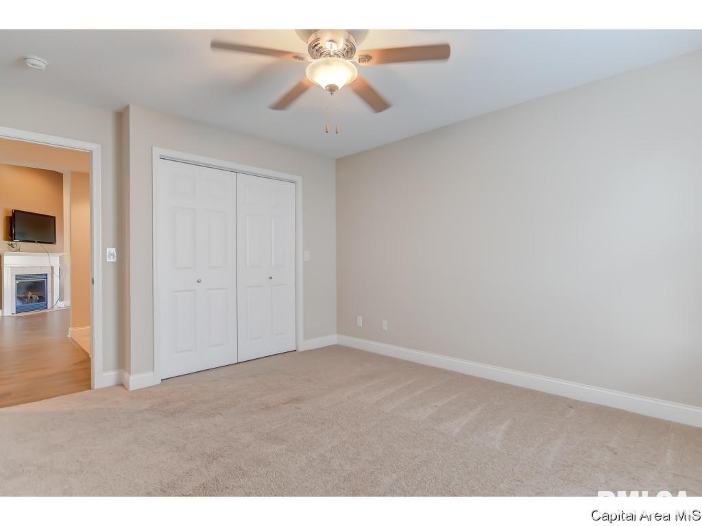 613 Heathrow Lane Rochester, IL 62563 - Photo 23 of 36