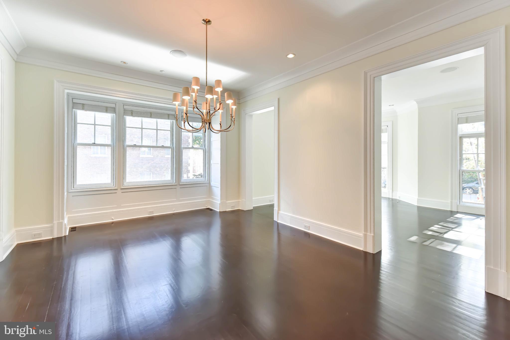 2733 Cathedral Avenue Northwest Washington, DC 20008 - Photo 9 of 36 Formal Dining Room