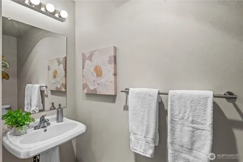 $874,995 | 12310 Northeast 92nd Street, Unit H204, Kirkland, WA 98033