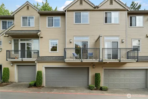 $874,995 | 12310 Northeast 92nd Street, Unit H204, Kirkland, WA 98033