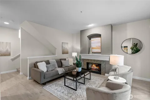 $874,995 | 12310 Northeast 92nd Street, Unit H204, Kirkland, WA 98033