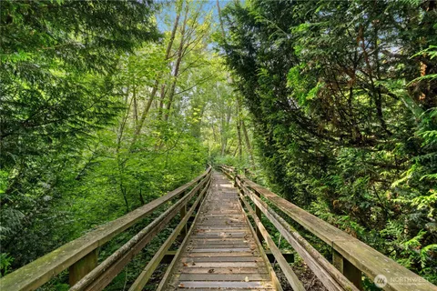 $874,995 | 12310 Northeast 92nd Street, Unit H204, Kirkland, WA 98033