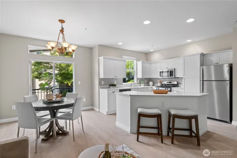 $874,995 | 12310 Northeast 92nd Street, Unit H204, Kirkland, WA 98033