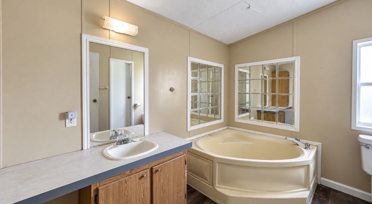 6710 Trail Loop West Rosharon, TX 77583 - Photo 11 of 18 Gallery Image 11