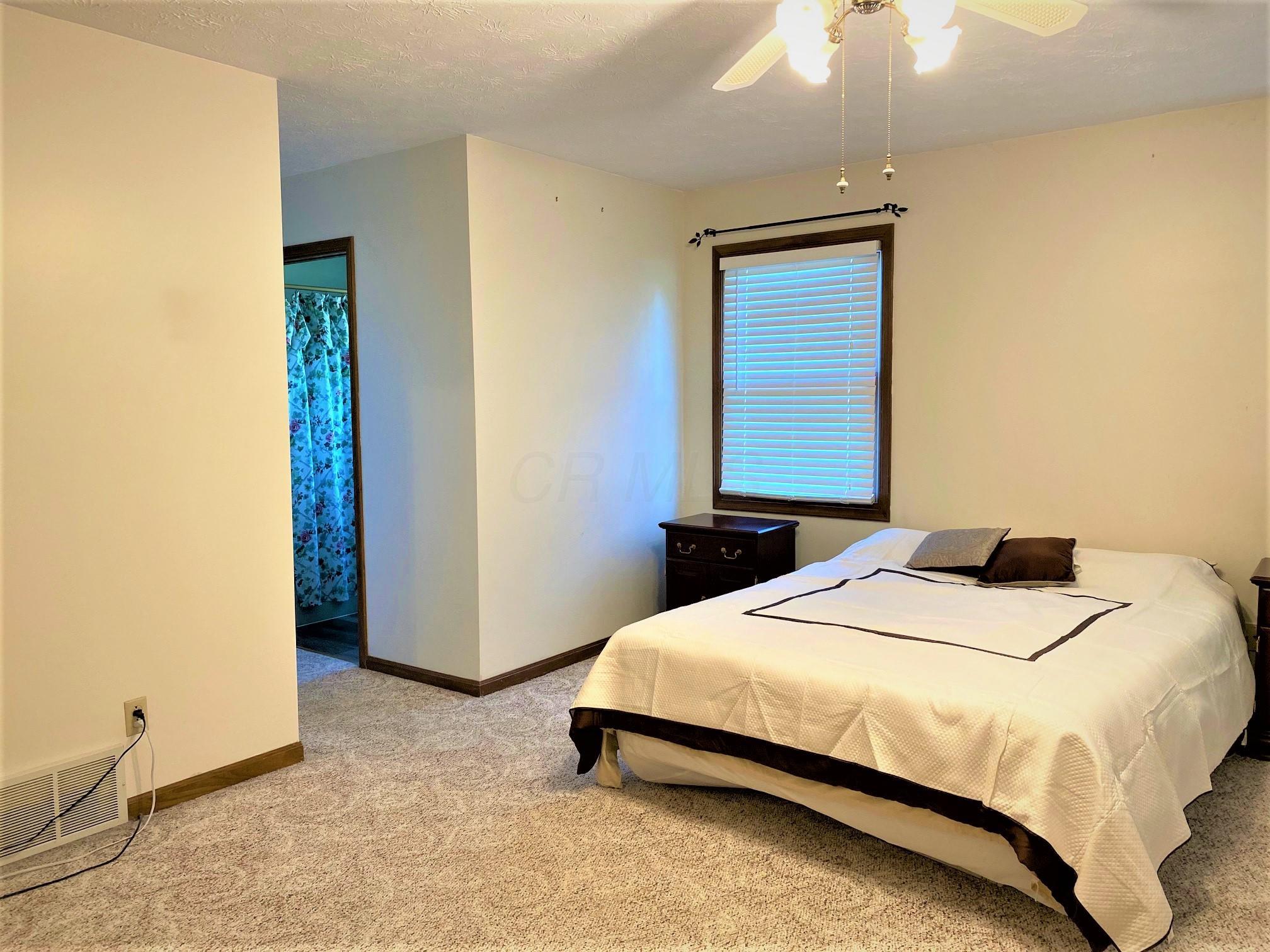 1040 Bunty Station Road Delaware, OH 43015 - Photo 18 of 41 Gallery Image 18