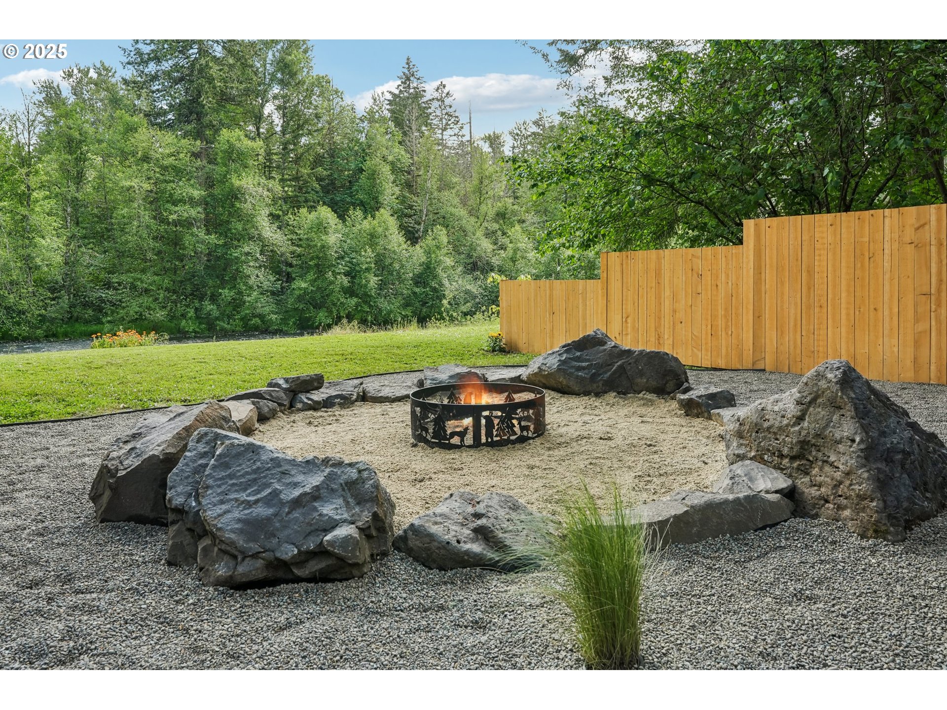 28831 Southeast Woods Road Eagle Creek, OR 97022 - Photo 28 of 40