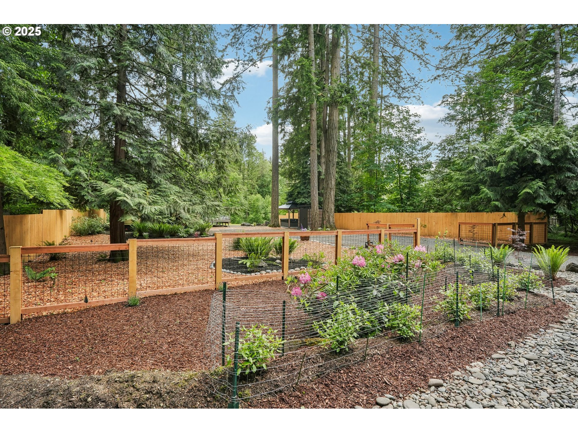 28831 Southeast Woods Road Eagle Creek, OR 97022 - Photo 35 of 40