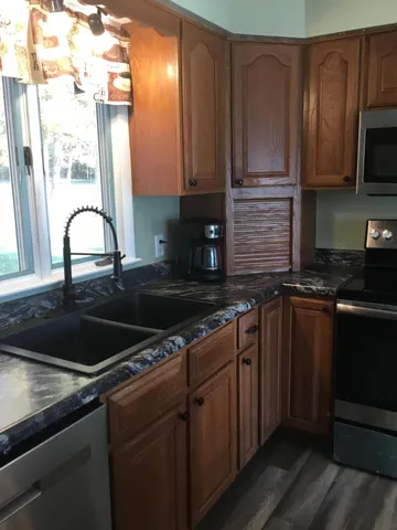 $399,900 | 1246 Vincent Lake Lane, Tekonsha, MI 49092