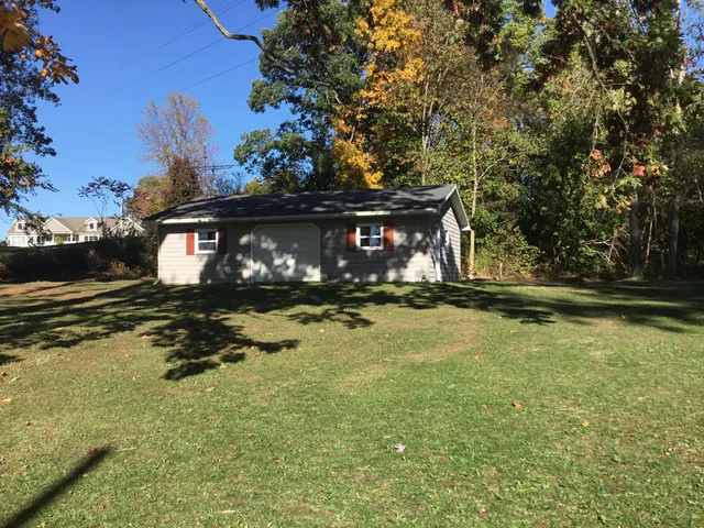 $399,900 | 1246 Vincent Lake Lane, Tekonsha, MI 49092