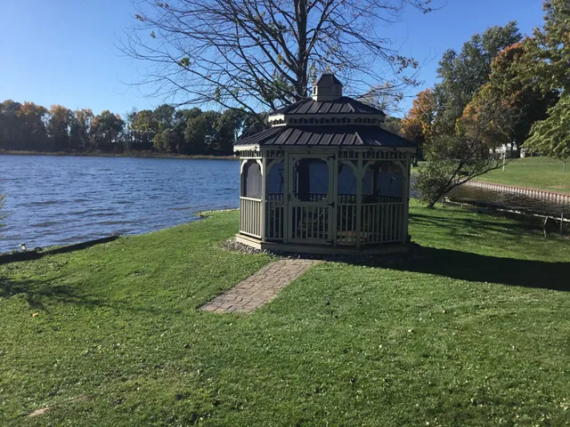 $399,900 | 1246 Vincent Lake Lane, Tekonsha, MI 49092