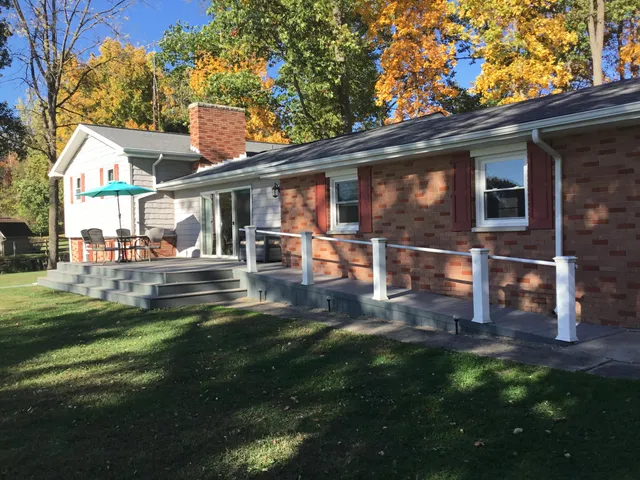 $399,900 | 1246 Vincent Lake Lane, Tekonsha, MI 49092