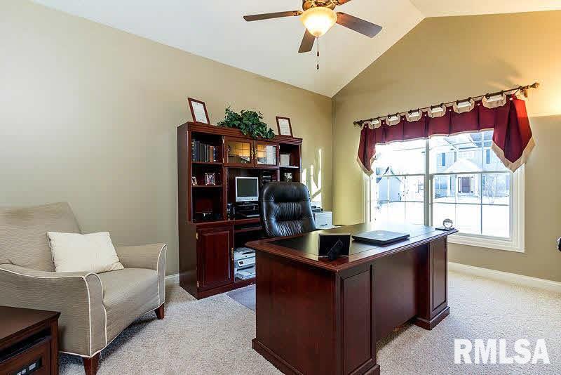 4116 Thunder Ridge Road Bettendorf, IA 52722 - Photo 3 of 24 Gallery Image 3