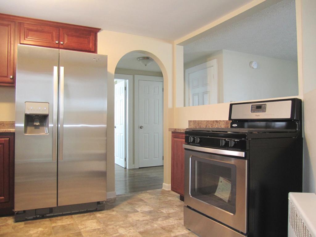 26 West Chamberlain Road Merrimack, NH 03054 - Photo 2 of 22