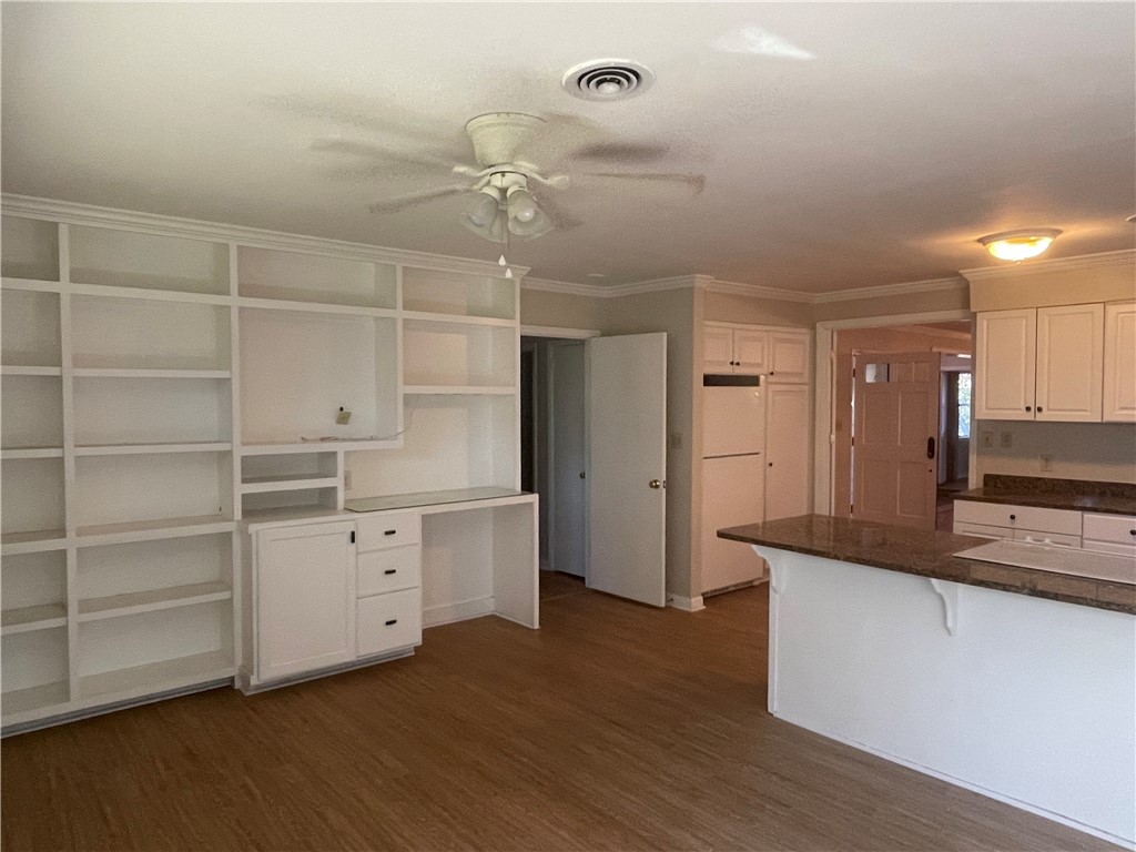 205 Cater Street St. Simons Island, GA 31522 - Photo 3 of 16