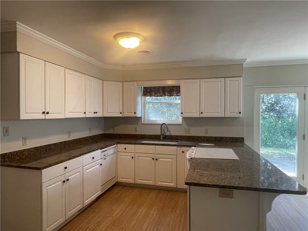 205 Cater Street St. Simons Island, GA 31522 - Photo 5 of 16
