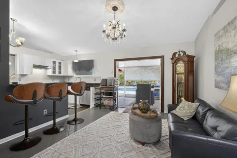 $915,000 | 15773 85th Road North, Loxahatchee, FL 33470