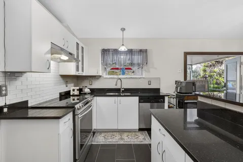 $915,000 | 15773 85th Road North, Loxahatchee, FL 33470