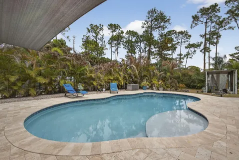 $915,000 | 15773 85th Road North, Loxahatchee, FL 33470