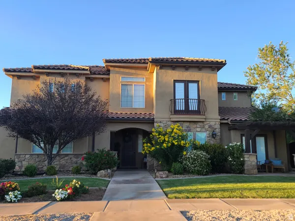 $989,000 | 211 East Swallowtail Lane, Washington, UT 84780