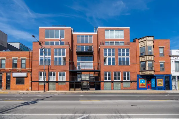 $699,000 | 1705 North Clybourn Avenue, Unit E, Chicago, IL 60614