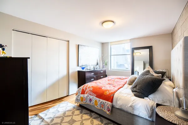 $699,000 | 1705 North Clybourn Avenue, Unit E, Chicago, IL 60614