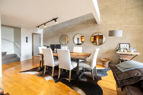 $699,000 | 1705 North Clybourn Avenue, Unit E, Chicago, IL 60614