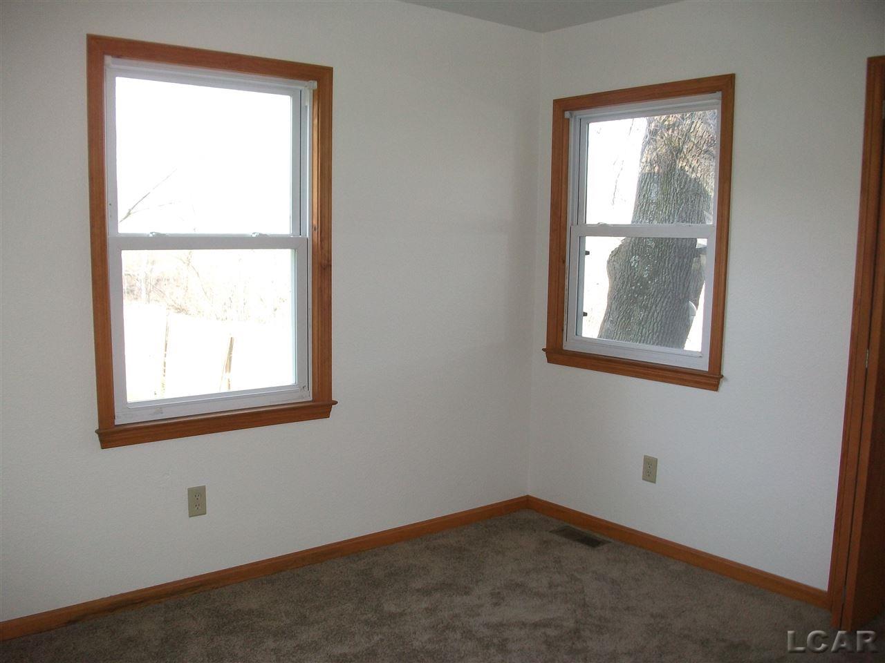 31288291-6.JPG