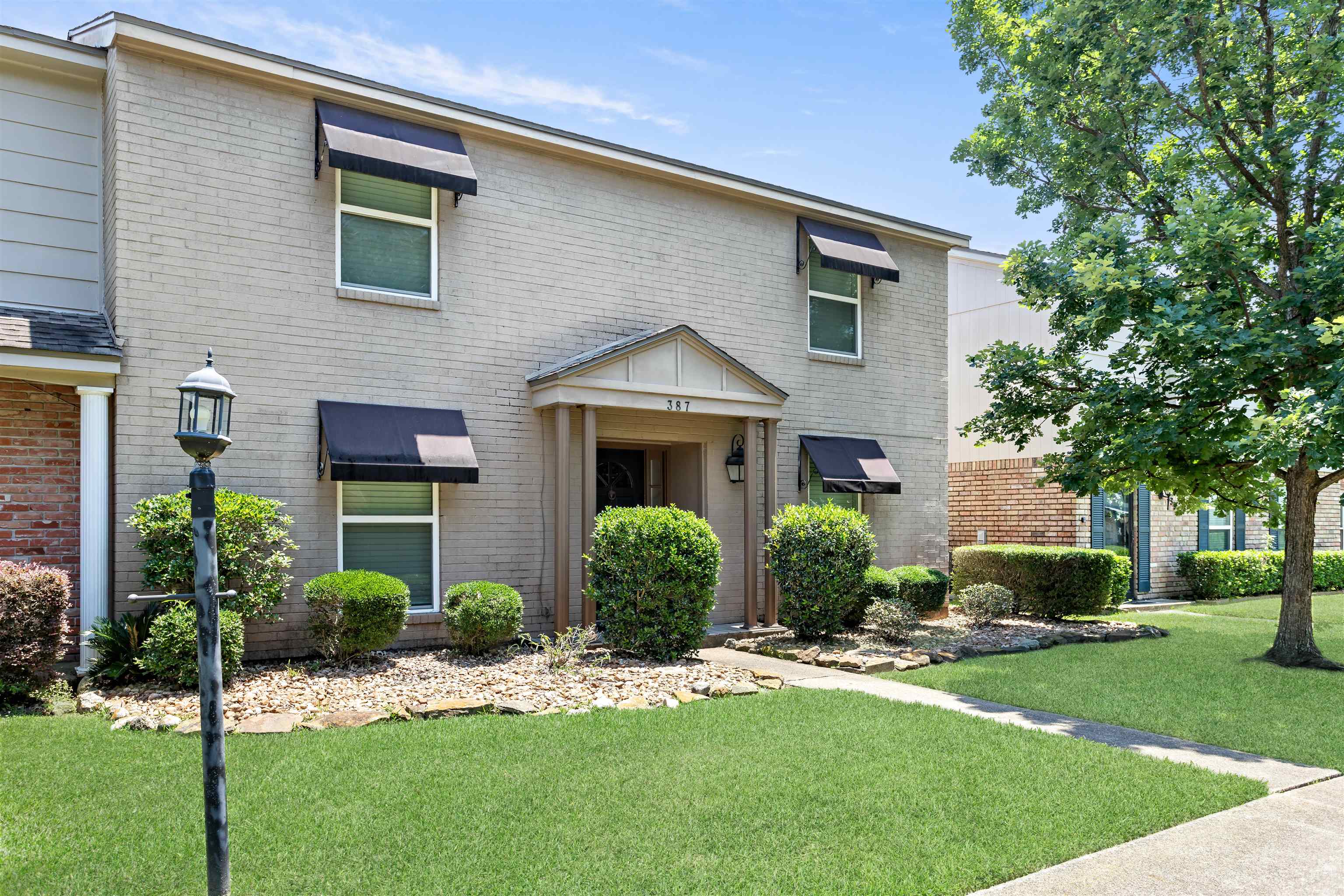 387 Georgetown Street Beaumont, TX 77707 - Photo 2 of 28