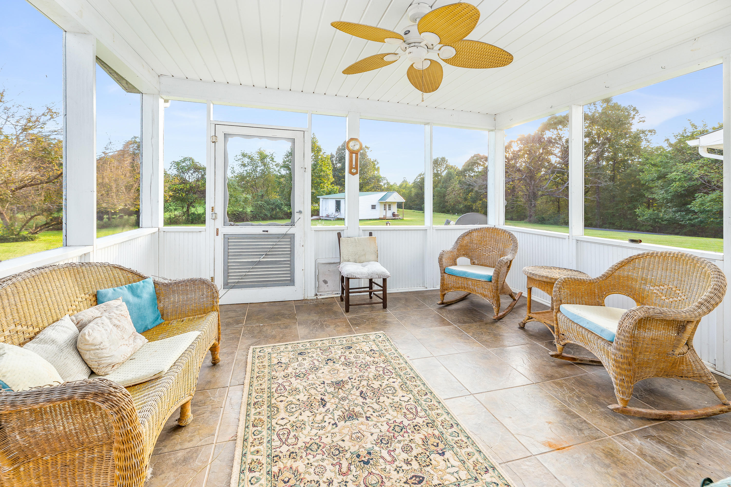 1046 Navigation Point Goodview, VA 24095 - Photo 20 of 24 IMG_171_20