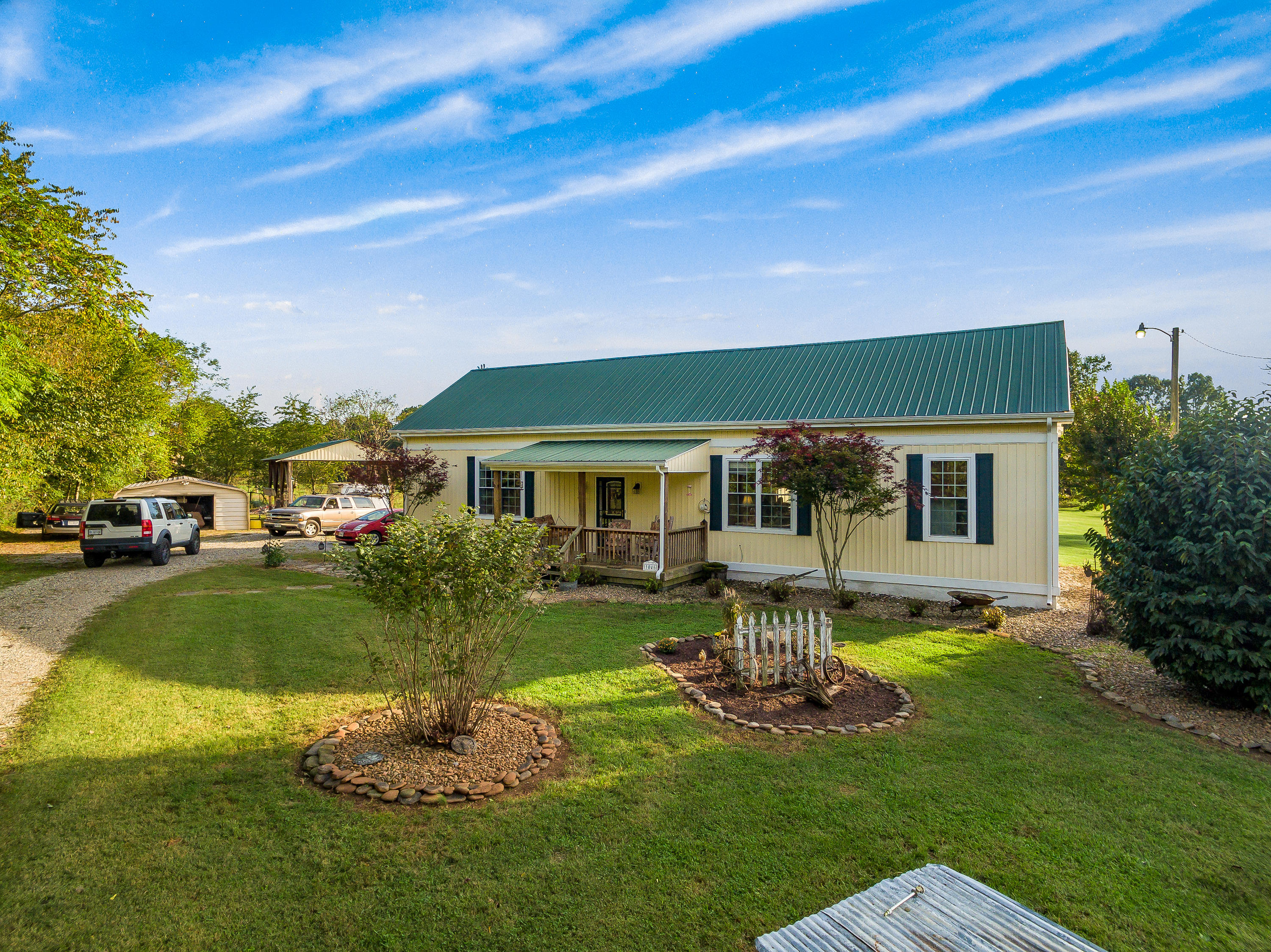 1046 Navigation Point Goodview, VA 24095 - Photo 2 of 24 IMG_171_4
