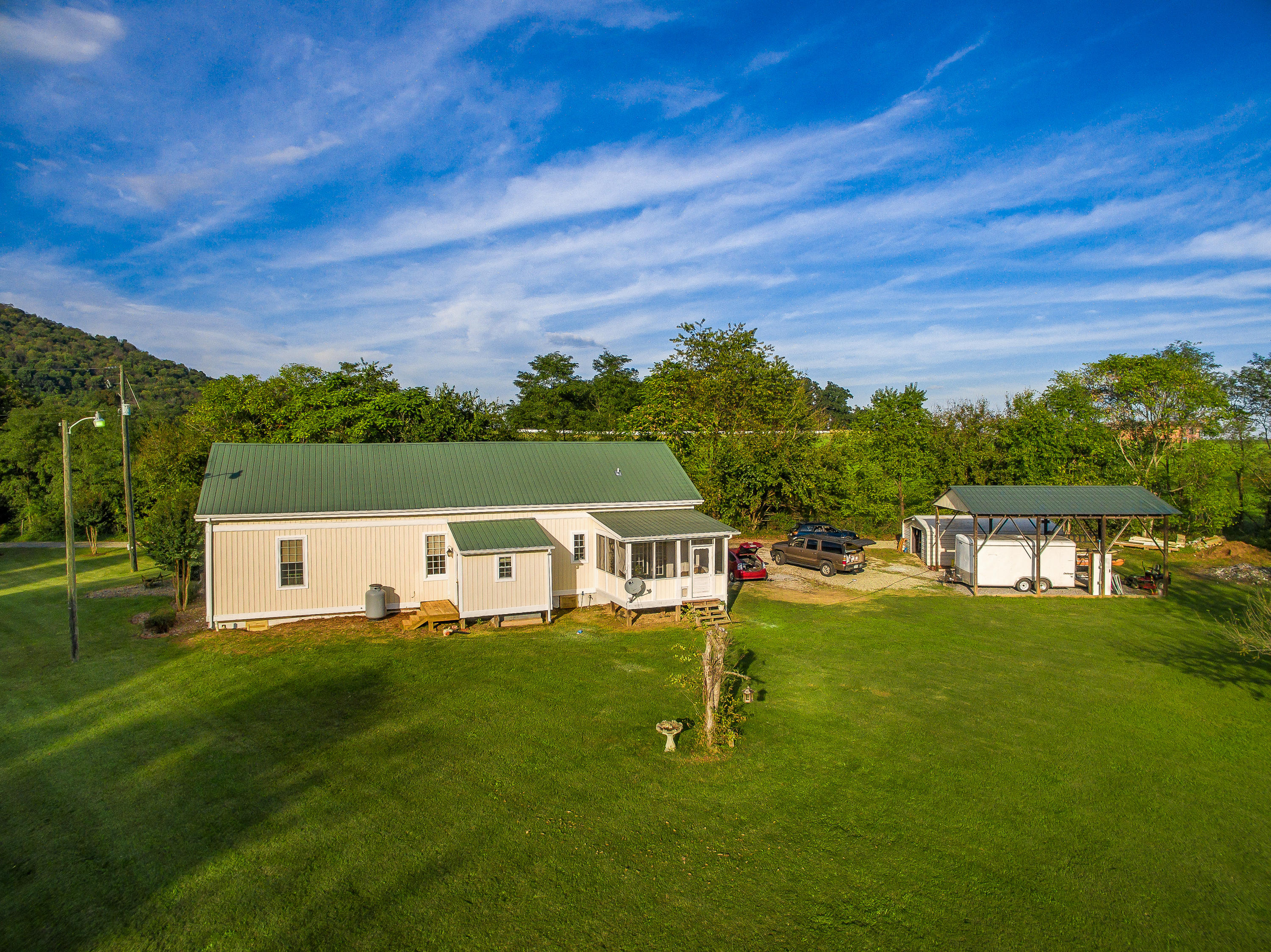 1046 Navigation Point Goodview, VA 24095 - Photo 4 of 24 IMG_171_8