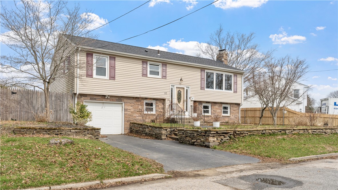 32 Milburn Road East Providence, RI 02914 - Photo 2 of 26