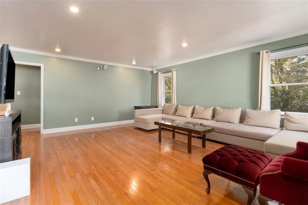 1395 Alverado Way Decatur, GA 30032 - Photo 14 of 35