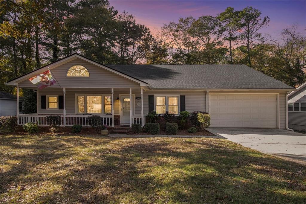 1395 Alverado Way Decatur, GA 30032 - Photo 3 of 35