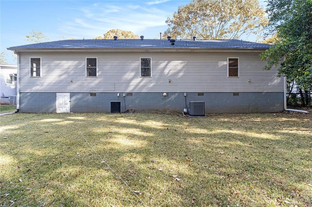 1395 Alverado Way Decatur, GA 30032 - Photo 33 of 35