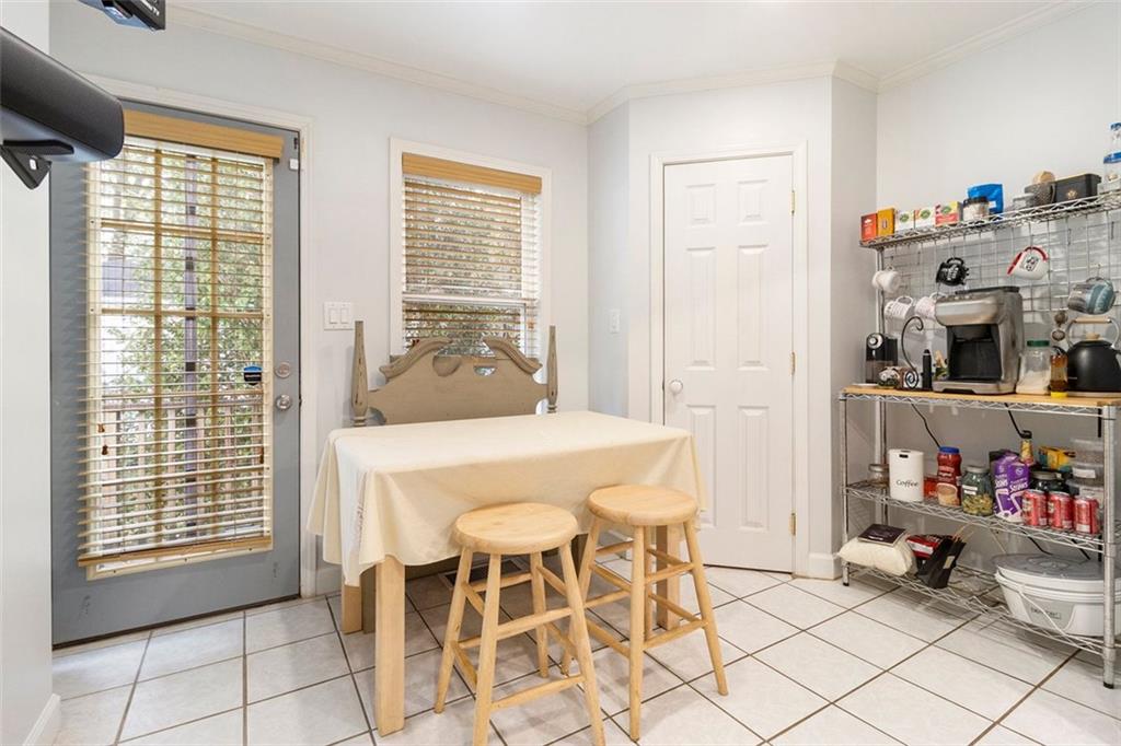 1395 Alverado Way Decatur, GA 30032 - Photo 9 of 35