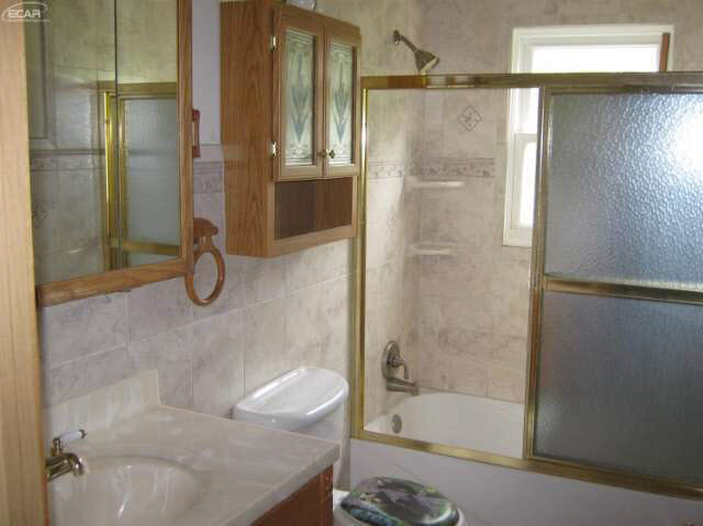 14253 North Bray Road Clio, MI 48420 - Photo 15 of 15 21168146-14.JPG