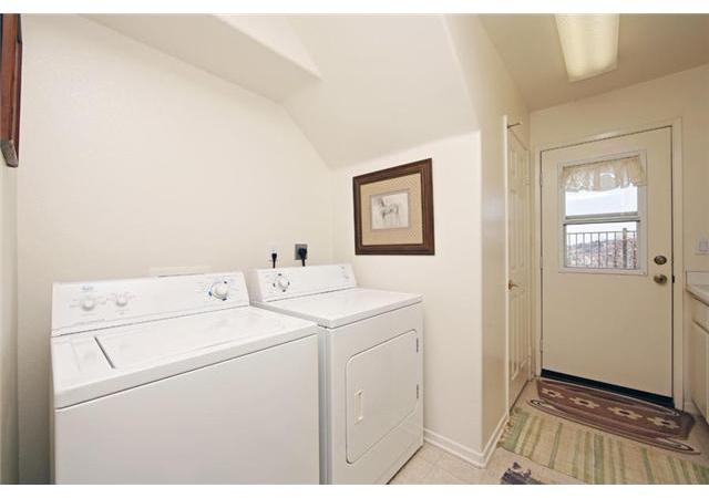2332 Pointe Parkway Spring Valley, CA 91978 - Photo 19 of 25 The convenient laundry room features a wet sink...