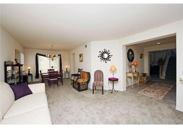 2332 Pointe Parkway Spring Valley, CA 91978 - Photo 3 of 25 The living/ dining room!