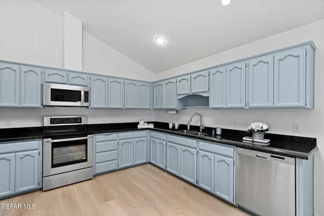 $295,000 | 6140 Los Robles Drive, El Paso, TX 79912