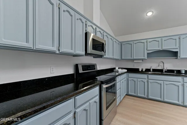 $295,000 | 6140 Los Robles Drive, El Paso, TX 79912