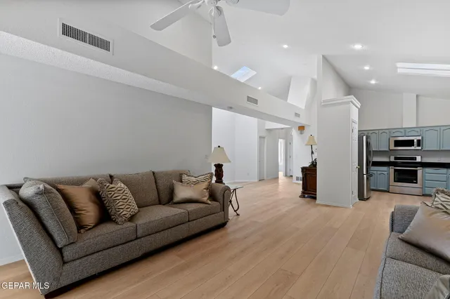 $295,000 | 6140 Los Robles Drive, El Paso, TX 79912