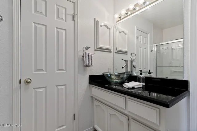 $295,000 | 6140 Los Robles Drive, El Paso, TX 79912