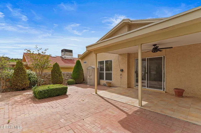 $295,000 | 6140 Los Robles Drive, El Paso, TX 79912