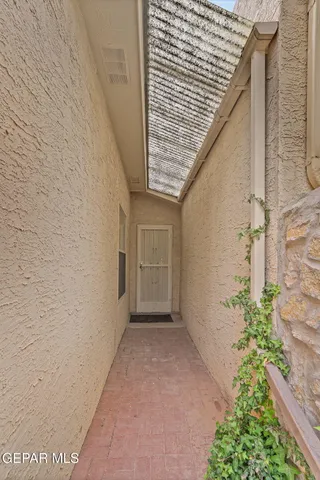 $295,000 | 6140 Los Robles Drive, El Paso, TX 79912