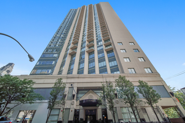111 West Maple Street, Unit 3210 Chicago, IL 60610 - Photo 2 of 22