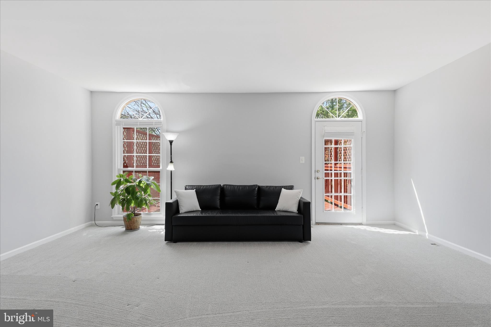 46810 Rabbitrun Terrace Sterling, VA 20164 - Photo 14 of 52