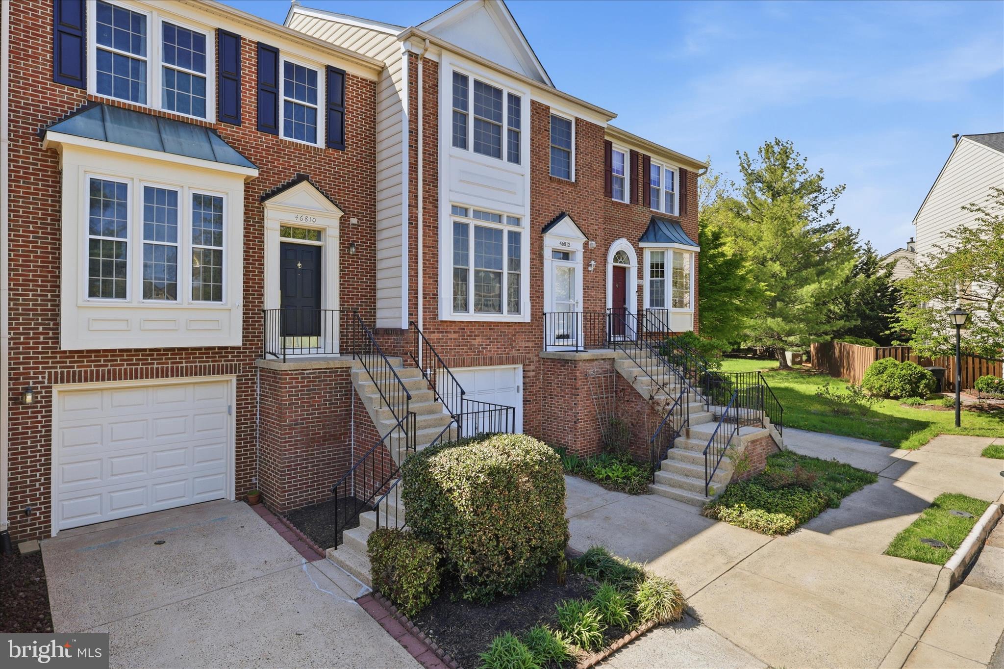 46810 Rabbitrun Terrace Sterling, VA 20164 - Photo 2 of 47 Gallery Image 2