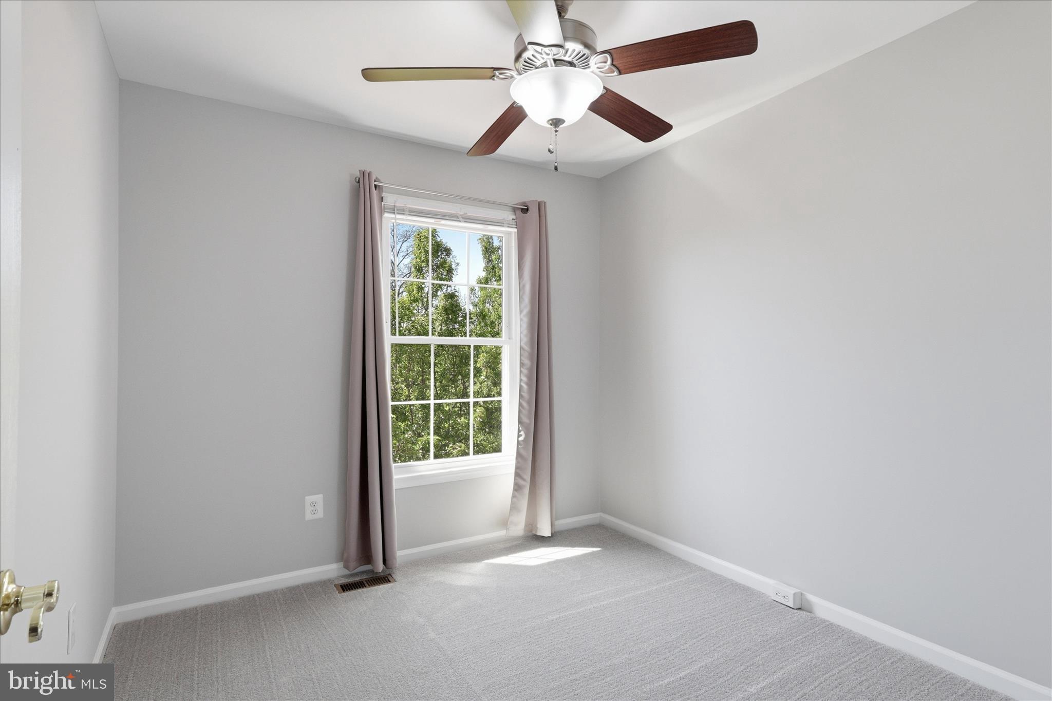 46810 Rabbitrun Terrace Sterling, VA 20164 - Photo 22 of 47 Gallery Image 22