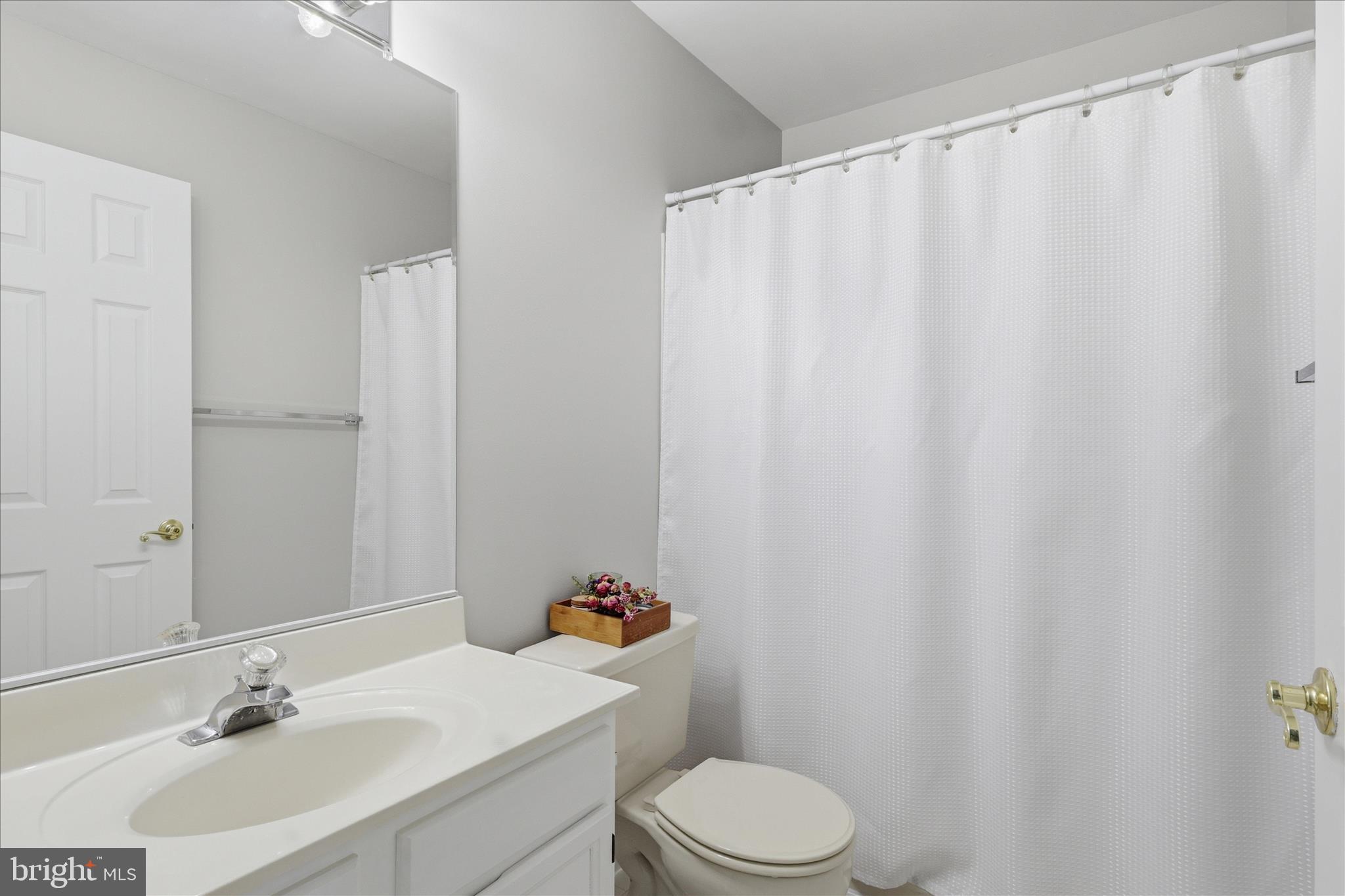 46810 Rabbitrun Terrace Sterling, VA 20164 - Photo 25 of 52